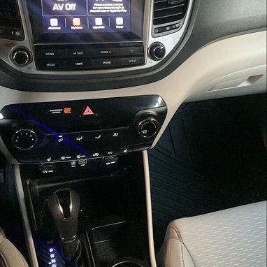 Vendo hyundai tucson 2018 - 2000cc gasolina 63000 millas - Img 110653128
