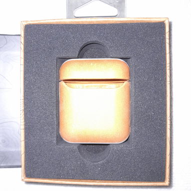 Forro resistente para auriculares Airpods - Img 115311459