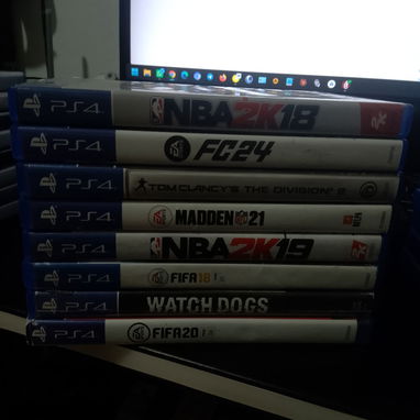 Lote de 70 discos de ps4 - 3/6