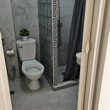 Vendo apartamento en interior en Santos Suárez con todo adentro. Llegar y vivir. 53876152 - 3/9