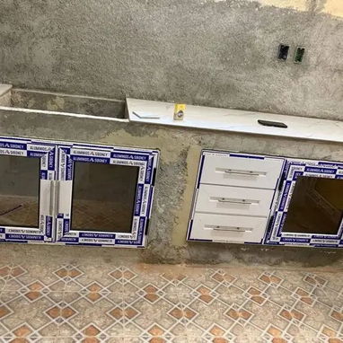 Realizamos todo tipos de trabajos en marquetería en aluminio - Img 123400877