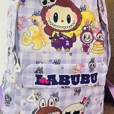 Mochilas para los peques de la casa en varios tamaños y con sus accesorios 🎒 - 6/10