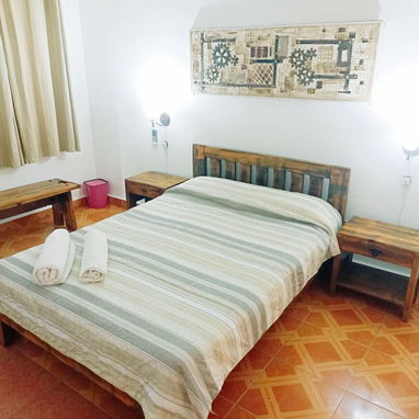 🏠 Renta De Apartamento Por Tiempo Indefinido. 🛏️ Tiene 2 habitaciones para 5 personas. 📱 Reserva: +5355284821 - 3/4