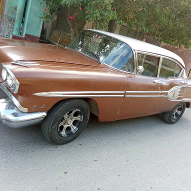 Vendo o hago negocio Pontiac 1958 - Img 113698689