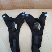 Guantes con linterna LED - Img 56594524