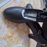 Zapatos para gastronomía o trabajo de oficina - Img 55910920
