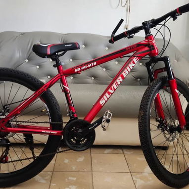 Bicicleta medida 26   Precio:💲190usd ▪︎Freno de disco. ▪︎Suspensión delantera.  ▪︎24 velocidades. ▪︎8 piñones y 3 plato - Img 121058648