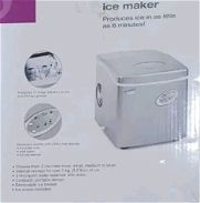 Máquina de hielo. Hielera. Máquina para hacer hielo - Img 45878535