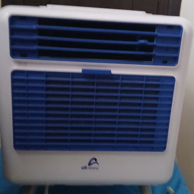 Vendo aire acodicionado portatil 110v  de 1/4 ton - 2/3