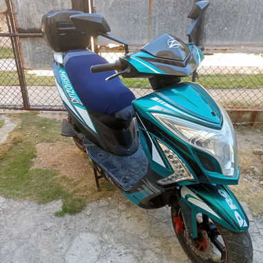 Vendó moto eléctrica Marca Michusuki en 1000. - Img 118178855