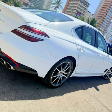 🔥 HYUNDAI GENESIS G70 2023 — LUJO, POTENCIA Y DEPORTIVIDAD 🔥 - 4/6