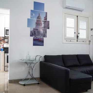 🚖 Apartamento de 1 Habitación en Centro Habana con Hermosas Vistas al Malecón (Generador eléctrico) REF 1417 - Img 109995835
