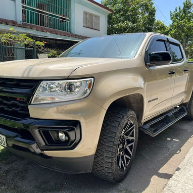 CHEVROLET COLORADO Z-71 - 2/9