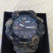 RELOJ GOSASA NUEVO EN SU CAJA. 40 USD. - Img 49468649
