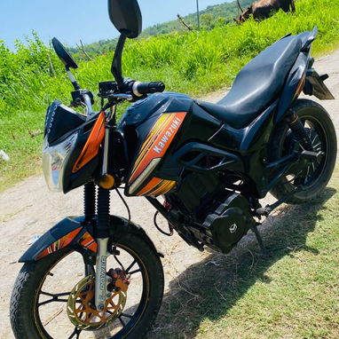 Moto Puma Kawasaki - Img 126034732