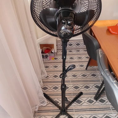 Ventilador de pedestal Midea 16' - Img 126253239