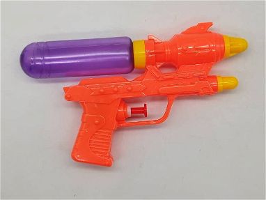 Pistolas de agua de juguete - Img 67203570