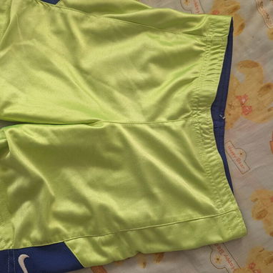 Short de playa para niño. Pulovitos y camiseta - 9/10