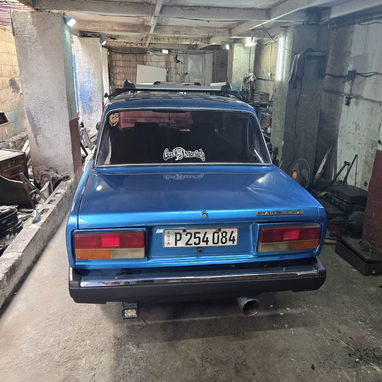 Vendo lada 2107 con aire acondicionado 8000 usd - Img 126578213