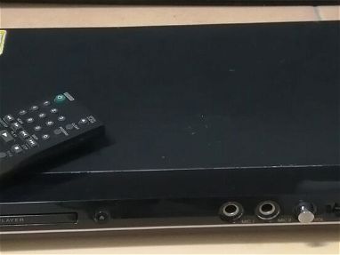 Reproductor de DVD marca LG con puerto USB y otros - Img main-image-45538620