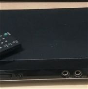 Reproductor de DVD marca LG con puerto USB y otros - Img 45538620
