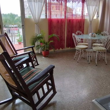 Renta de Habitaciones en el  Mónaco. Víbora. EN OFERTA. - Img 104844231