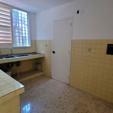 Vendo Apartamto Capitalist X74y13 Playa Bajos 3habit 2baños garaje gas calle 52700401 - Img 103202714