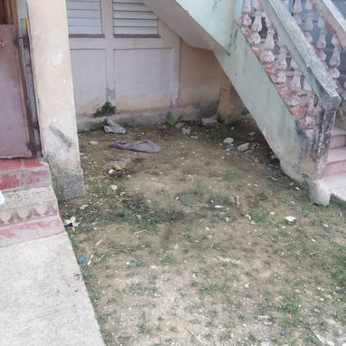 *REBAJADA A $6500usd. En venta casa biplanta (BAJOS) puerta de calle en San Miguel del Padrón. Reparto Central. - Img 123668516