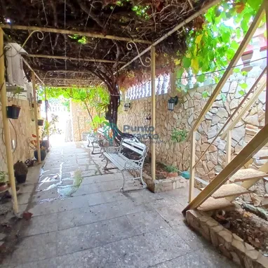 🏡 ¡LA CASA DE TUS SUEÑOS! 😎 CASA INDEPENDIENTE CON JARDÍN, GARAJE Y 5 HABITACIONES - 9/10