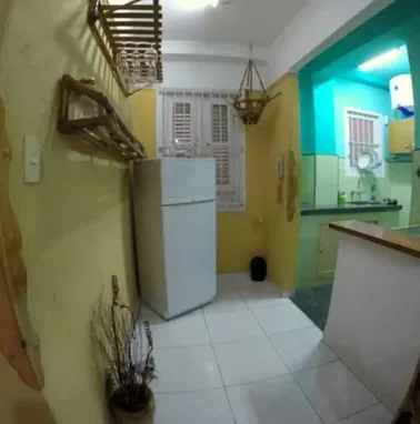 SE RENTA APARTAMENTO PRIVADO POR MESES EN EL VEDADO, POR EL HABANA LIBRE. 54026428 - Img 84119331