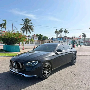 ¡Renta vehículos de lujo y confort en Cuba! 🚗💨 Contamos con modelos modernos tipo SUV y sedanes exclusivos y listos - 3/5