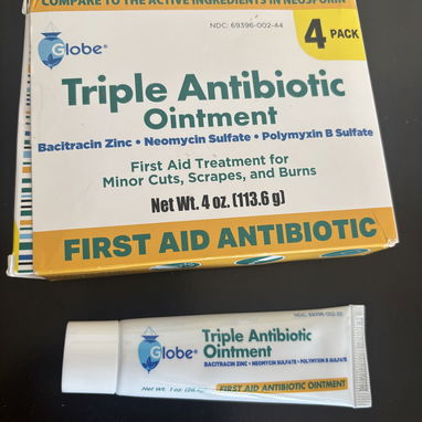 Triple antibi贸tico馃嚭馃嚫con los 3 antibi贸ticos del Neosporin - Img 123300358