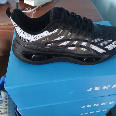 Tenis Jerko - 10/10