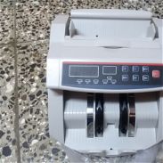 Máquina contadora de billetes - Img 45397617