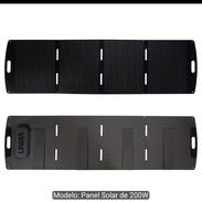 Panel de 200w nuevo ...aparte de cargar la estacion carga más equipos como celular,ventiladores ..ect.ect...precio 130 - Img 58386319