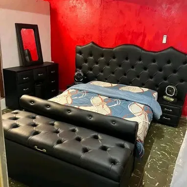 Muebles de lujos camas capitionadas y colchones - Img 120532138