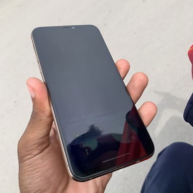 iPhone 11 Pro Max - 2/2