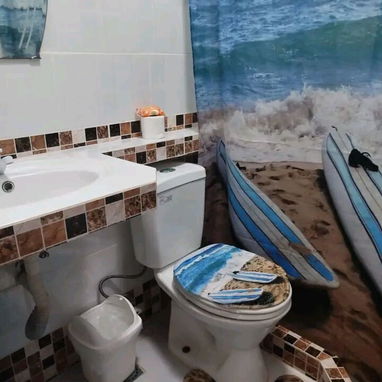 🏖️ Alquiler de Casa Con Piscina En Guanabo. Vive unos días inolvidables en ésta casa a solo 1 cuadra de la playa - Img 117223538