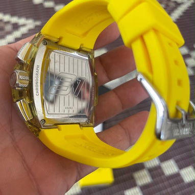 Reloj Invicta movimiento tipo Quartz. Nuevo en su caja - Img 126544668