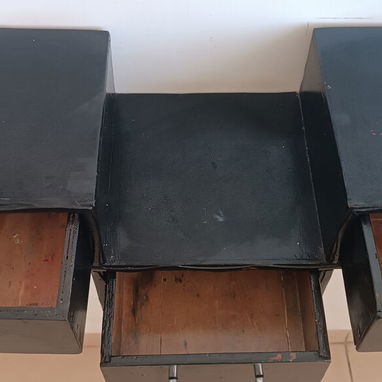 Vendo repisa con gavetas pequeña, muy buen estado, 15mil CUP, contactar al 58256384 - 3/3