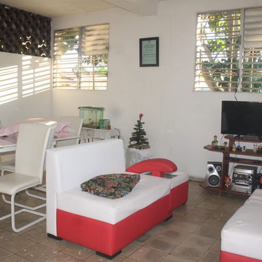 Vendo casa independiente  con  terreno  grande - 10/10
