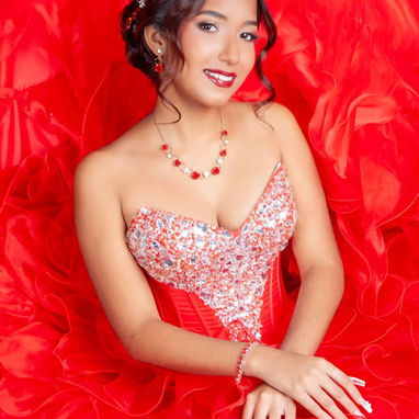 Fotografía espectacular de una quinceañera + “Sus 15 pasan una vez. Sus recuerdos quedan para siempre.” - 4/4