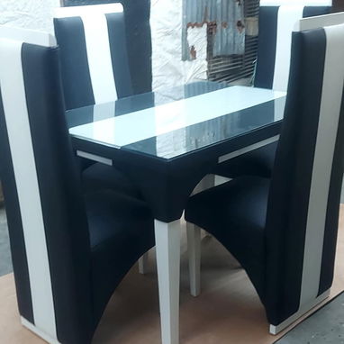 Juegos d comedor tapizados - Img 116704409