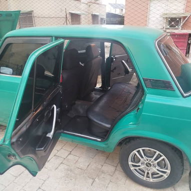 Lada único dueño ,el carro está de fábrica,lata de fábrica - Img 121332723