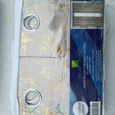 🔹 Juego de 2 Cortinas Blackout 🪟 💰 Precio: 30 USD - 10/10