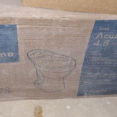 Juego de Baño Corona en su caja - Img 118618063
