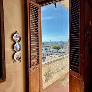 Vendo apartamento en la habana vieja edificio La Sortija - Img 122260240