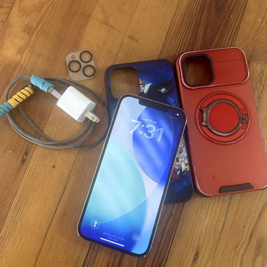 IPHONE 12 PRO MAX Y IPHONE 14 - 2/2