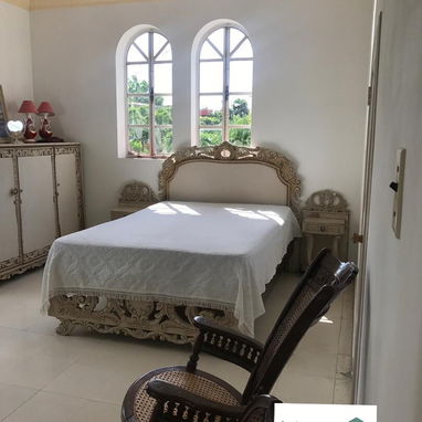 Venta de casa independiente en calle 90 - 7/10