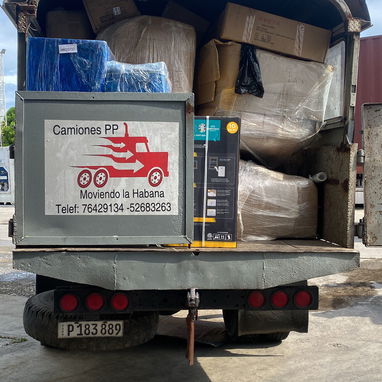 Mudanza sin estrés? Nuestro camión con techado protege tus muebles de polvo y lluvia. 54633692 Abel - Img 110393592